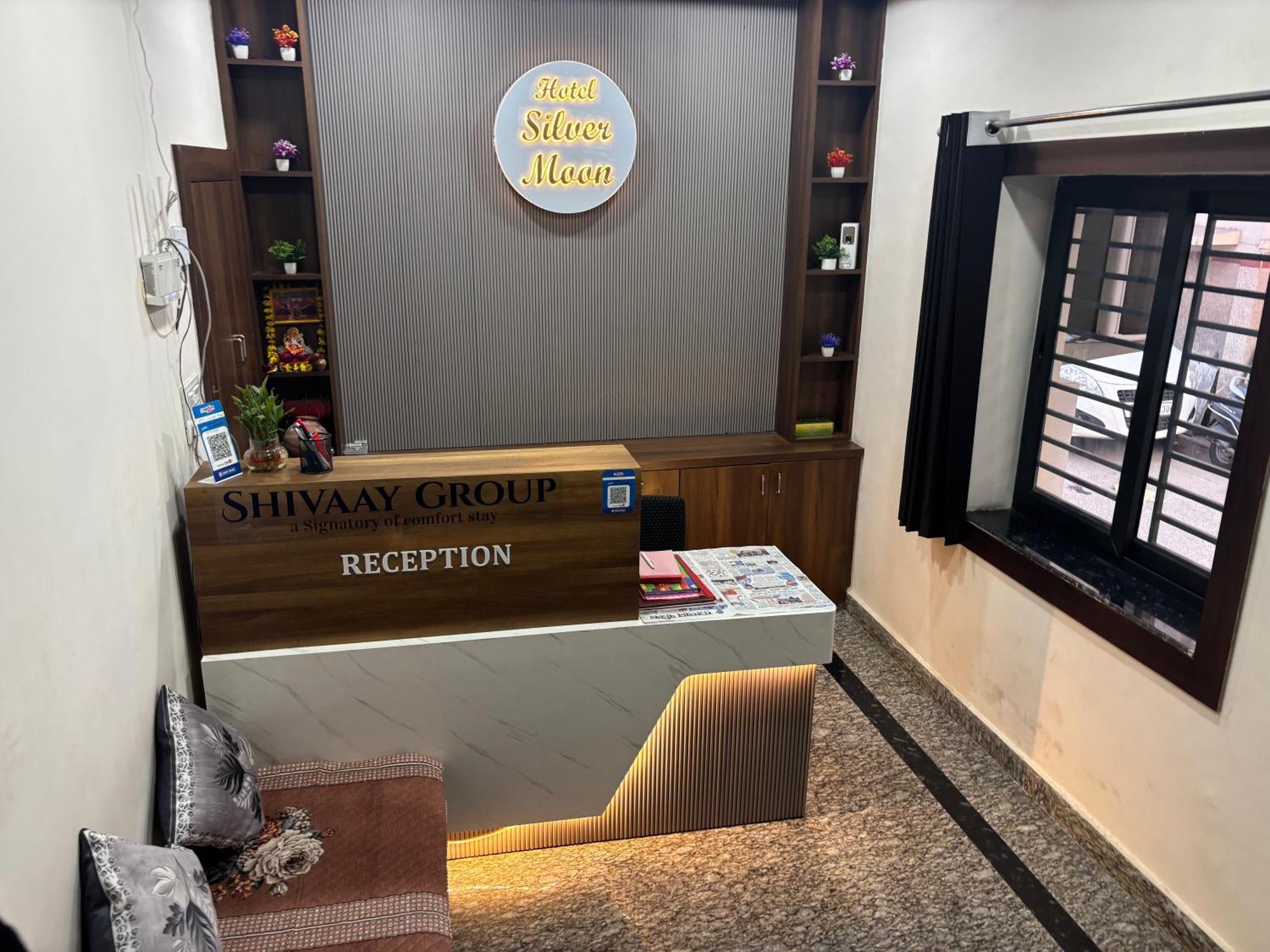 Hotel Silver Moon Jaipur Ngoại thất bức ảnh